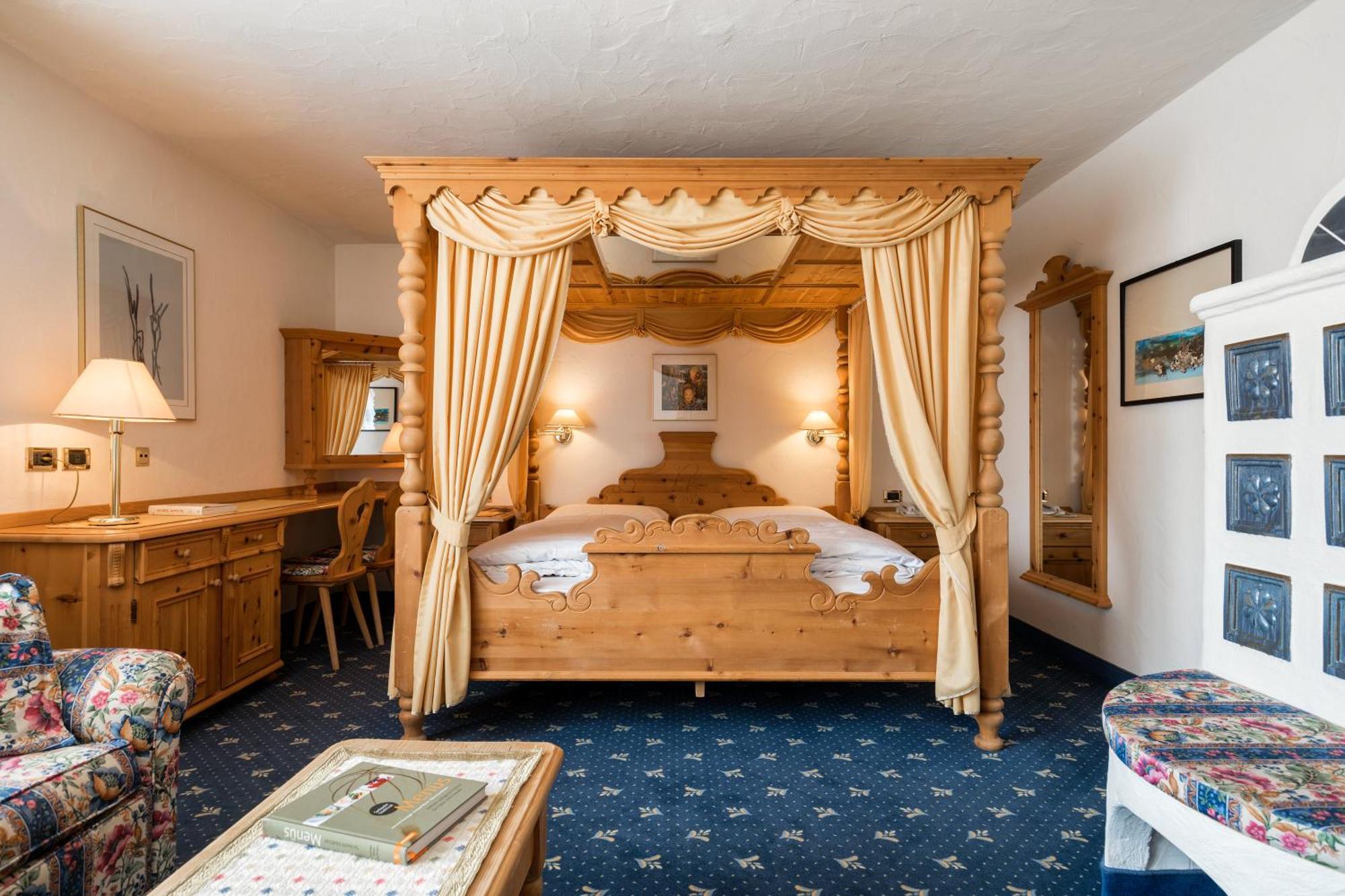 Garni Criss Lejlighedshotel Colfosco Eksteriør billede